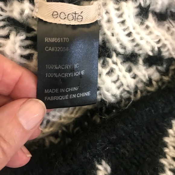 Ecote Black and White Sweater Poncho - Picture 8 of 8